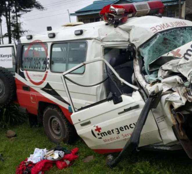 A-Kenya-Red-Cross-vehicle-involved-in-an-accident-as-team-headed-to-join-the-search-and-rescue-efforts-for-the-missing-FlySax-plane-was-involved-in-an-accident-on-Wednesday (1)