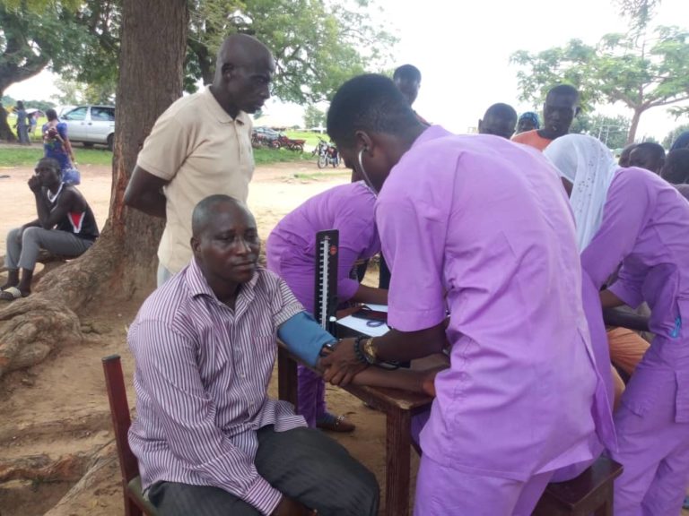 African-Doctors-for-Africa-during-the-medical-outreach-in-Gwagwalada-Area-Council