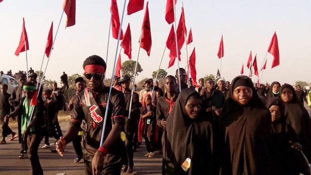 Shiites-in-a-procession